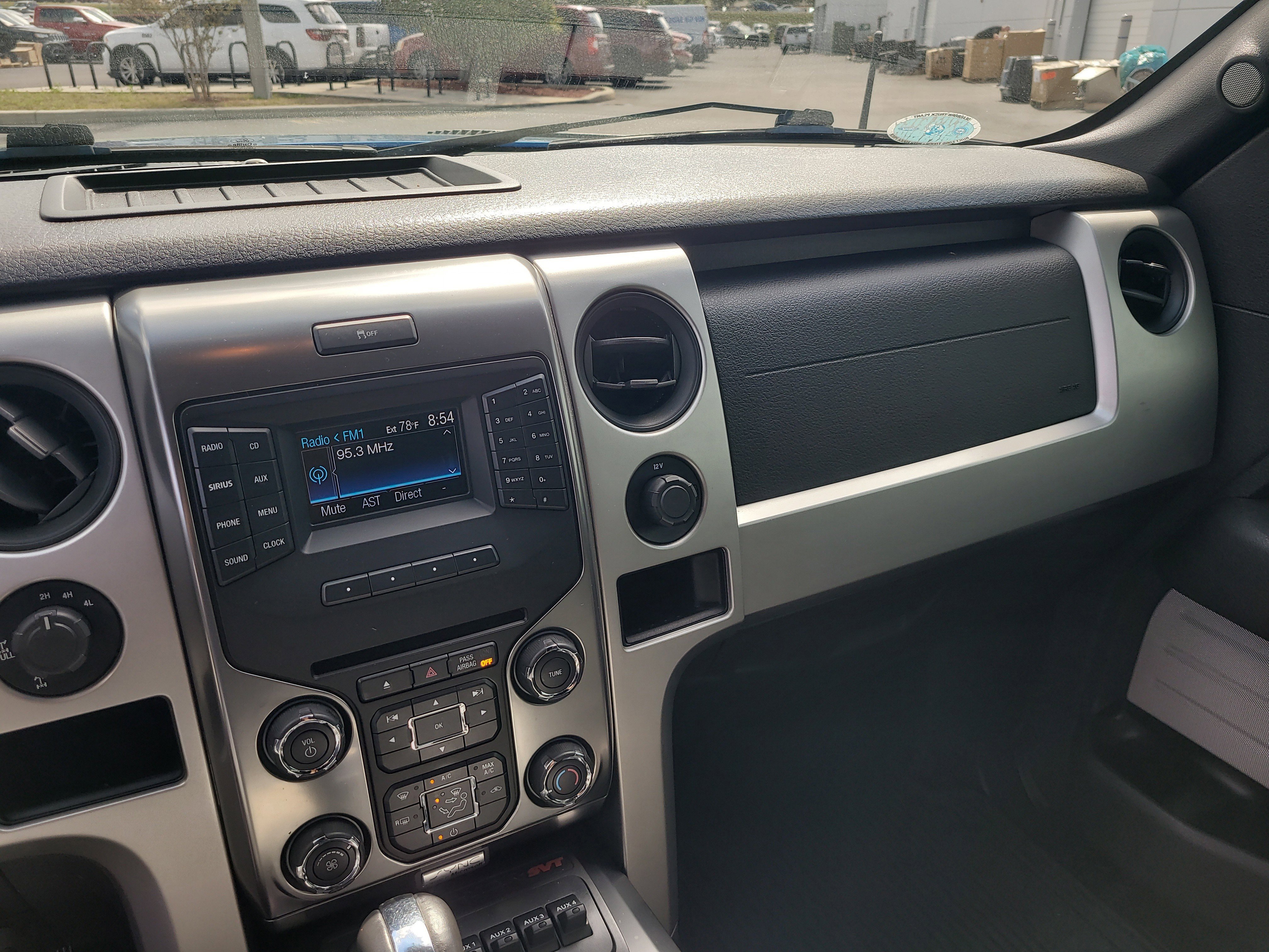 Used 2013 Ford F150 Raptor image 21