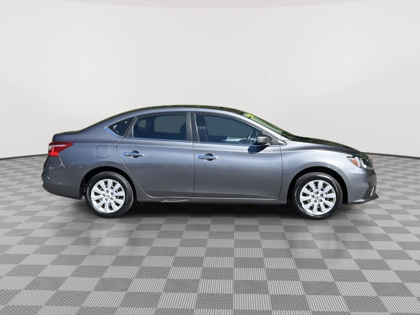 Used 2019 Nissan Sentra S FWD image 4