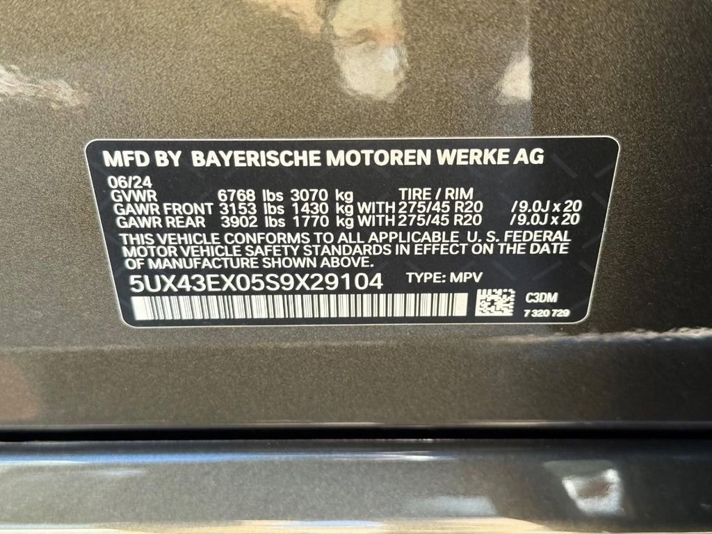 Used 2025 BMW X6 M60i AWD/4WD image 44