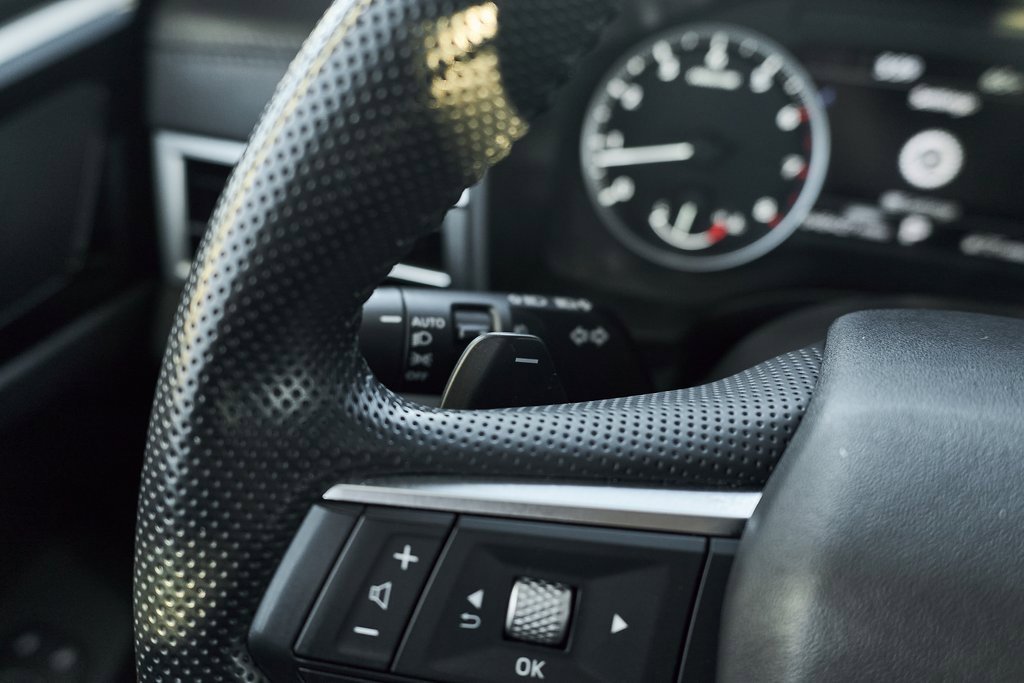 Used 2024 Mitsubishi Outlander SE image 31