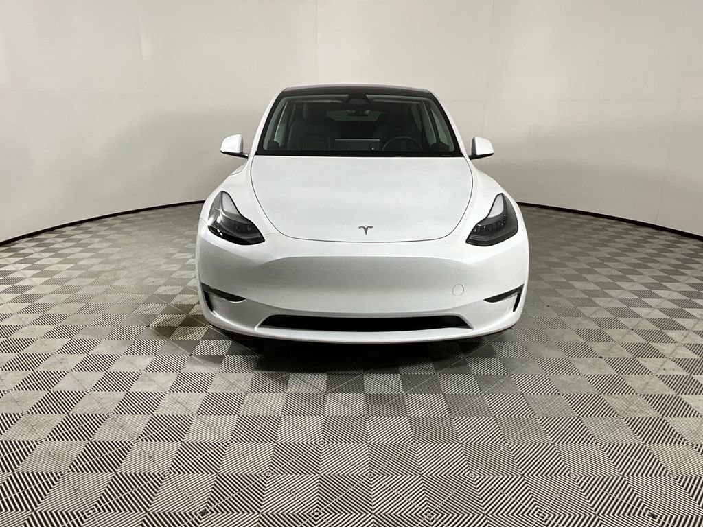 Used 2024 Tesla Model Y Long Range AWD/4WD image 8