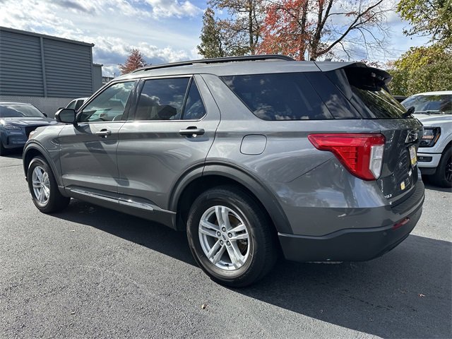 Certified 2022 Ford Explorer XLT image 7