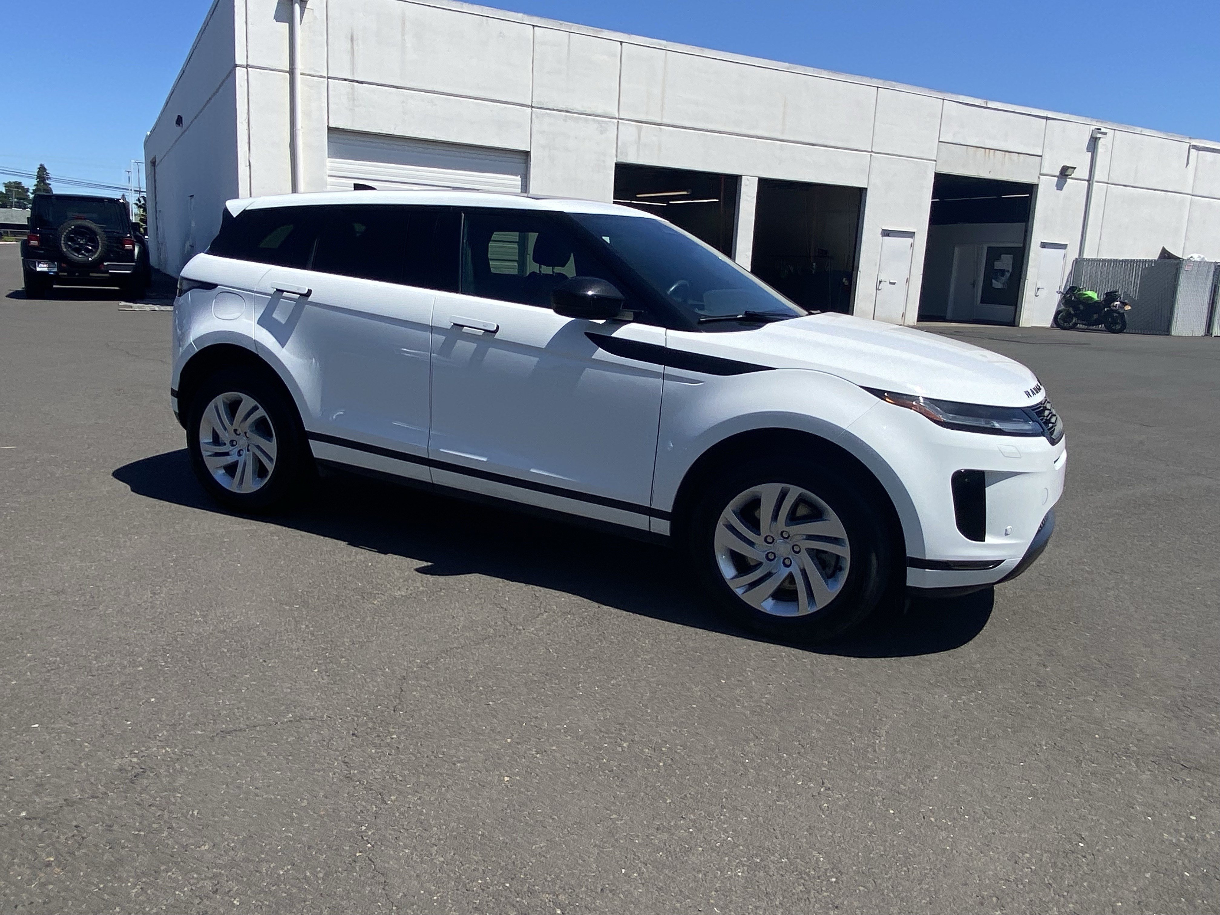 Used 2024 Land Rover Range Rover Evoque S AWD/4WD image 7