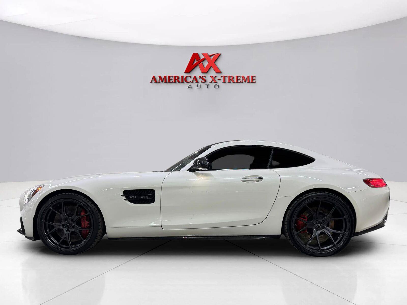 Used 2016 Mercedes-Benz AMG GT S image 4