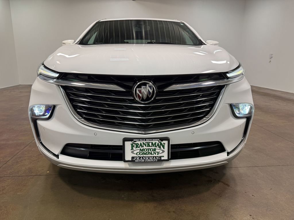 Used 2023 Buick Enclave Essence AWD/4WD image 40