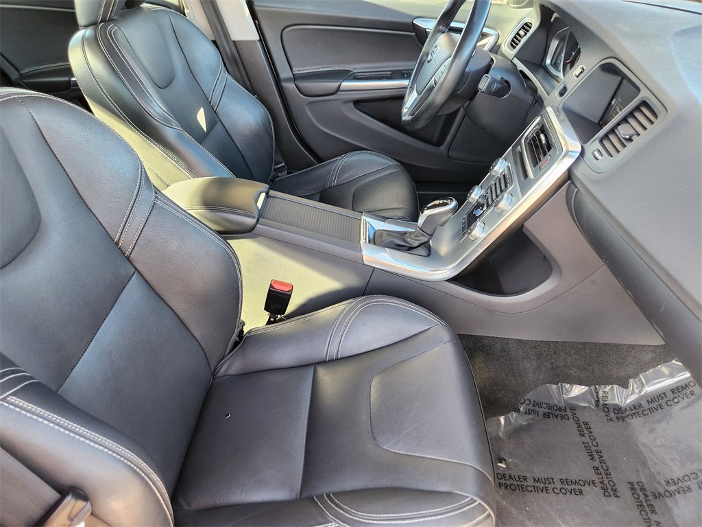 Used 2018 Volvo S60 T5 Dynamic w/ Protection Package image 16