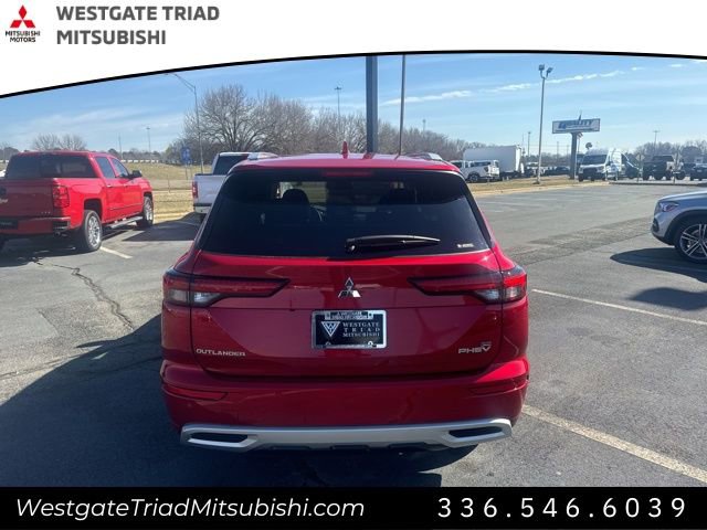 New 2025 Mitsubishi Outlander SEL image 9