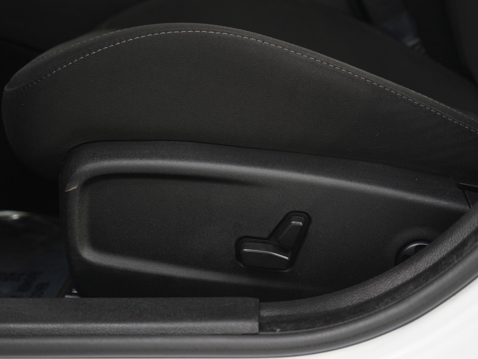 Used 2021 Dodge Charger GT w/ Blacktop Package image 21