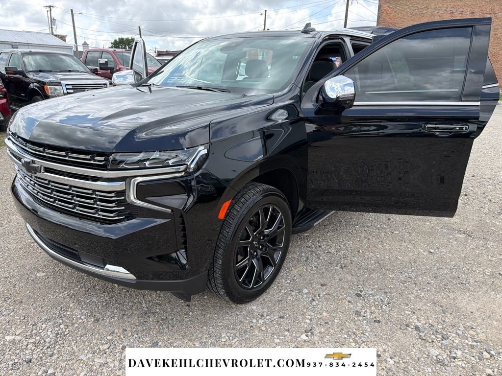 Used 2024 Chevrolet Tahoe Premier w/ Premium Package 2 AWD/4WD image 27
