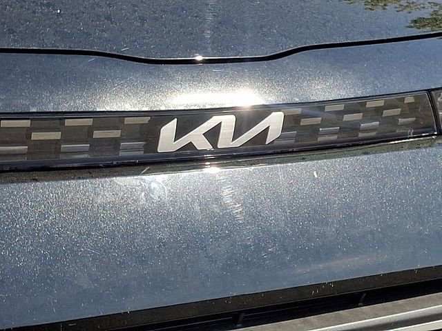 Used 2025 Kia Soul LX w/ LX Technology Package FWD image 9