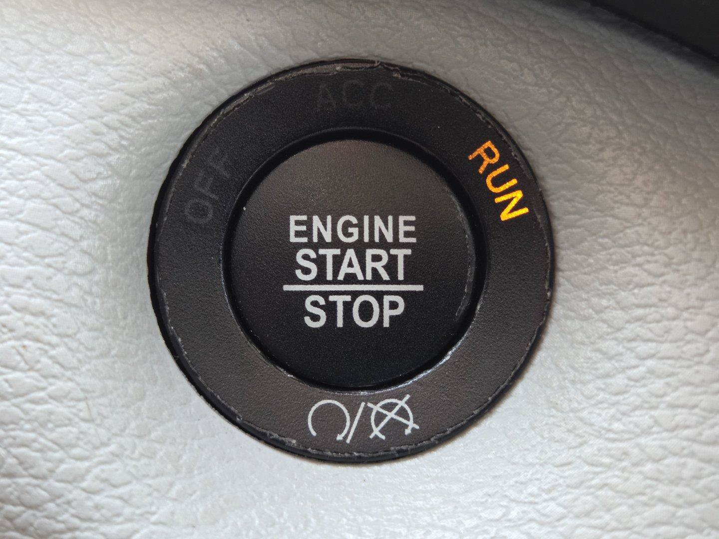 Used 2021 Jeep Cherokee Latitude Lux FWD image 25