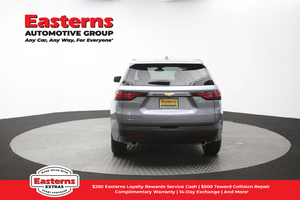 Used 2023 Chevrolet Traverse LS FWD image 37