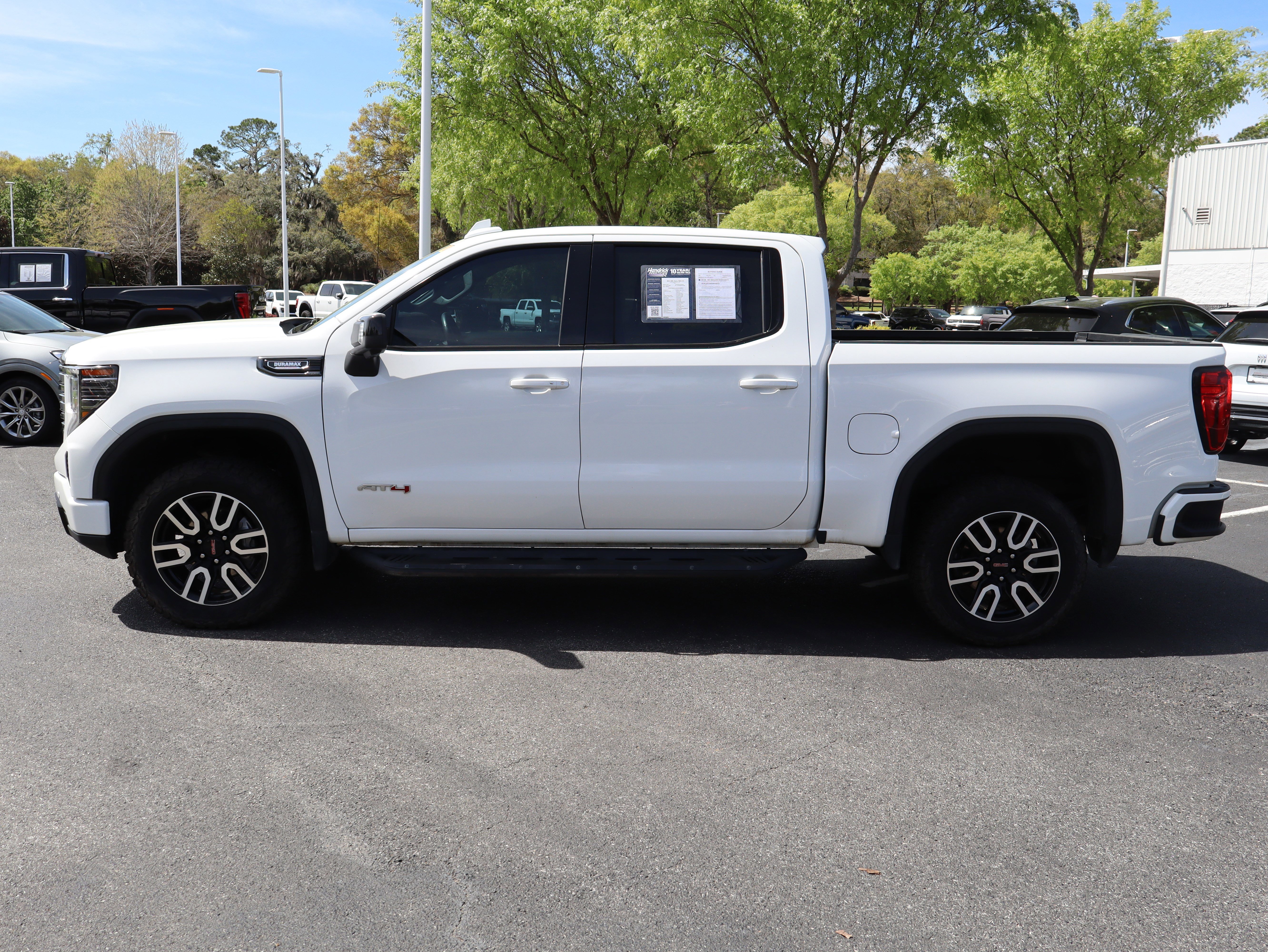 Used 2023 GMC Sierra 1500 AT4 w/ AT4 Premium Package image 6