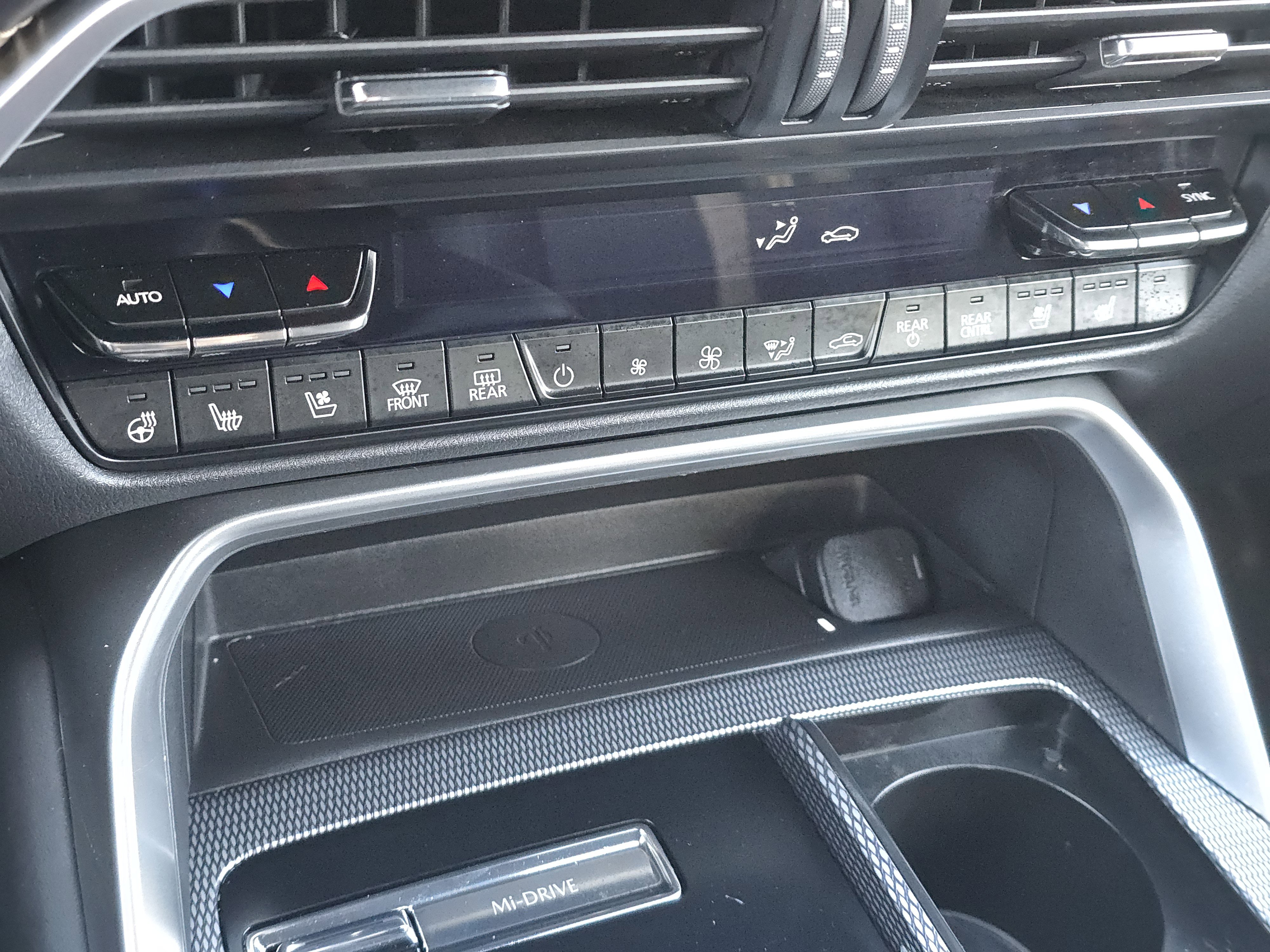 Used 2025 MAZDA CX-90 3.3 Turbo S w/ Premium Package image 22