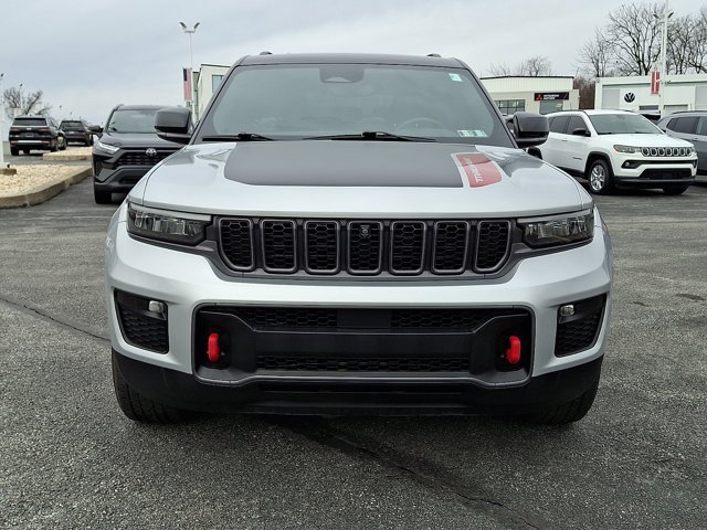 Used 2022 Jeep Grand Cherokee Trailhawk AWD/4WD image 2