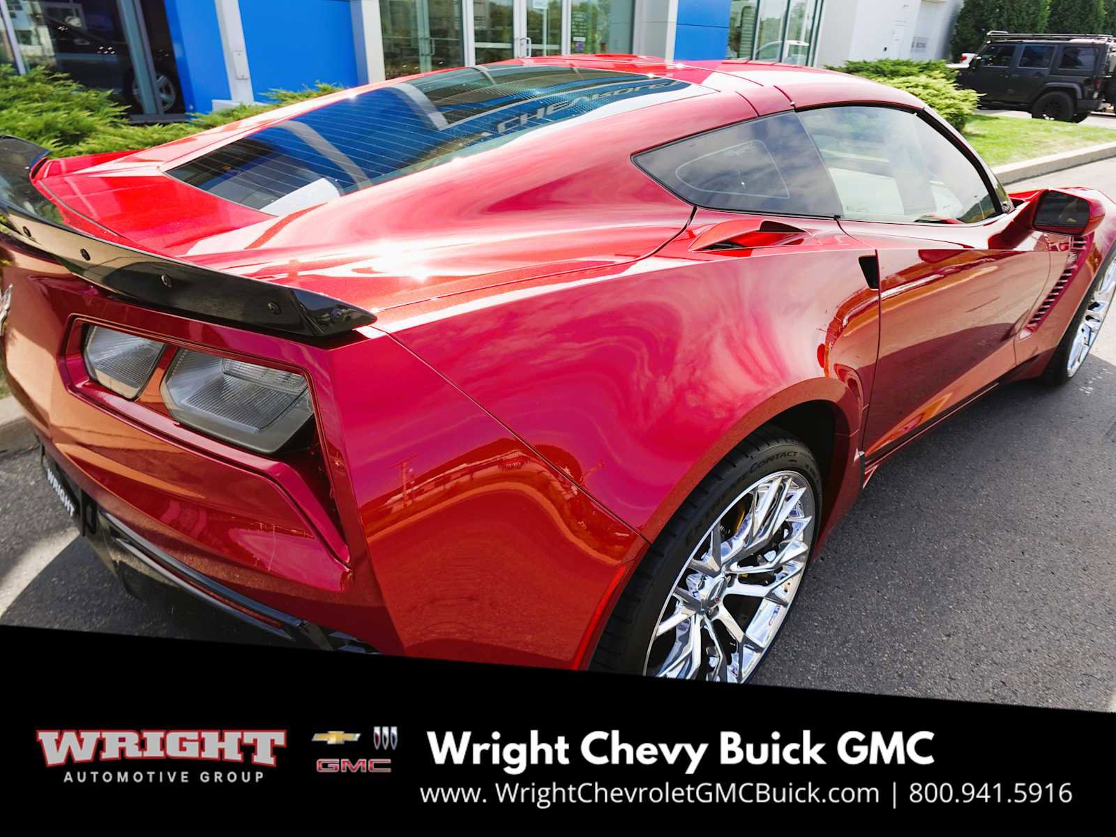 Used 2015 Chevrolet Corvette Z06 w/ 2LZ Preferred Equipment Group image 3