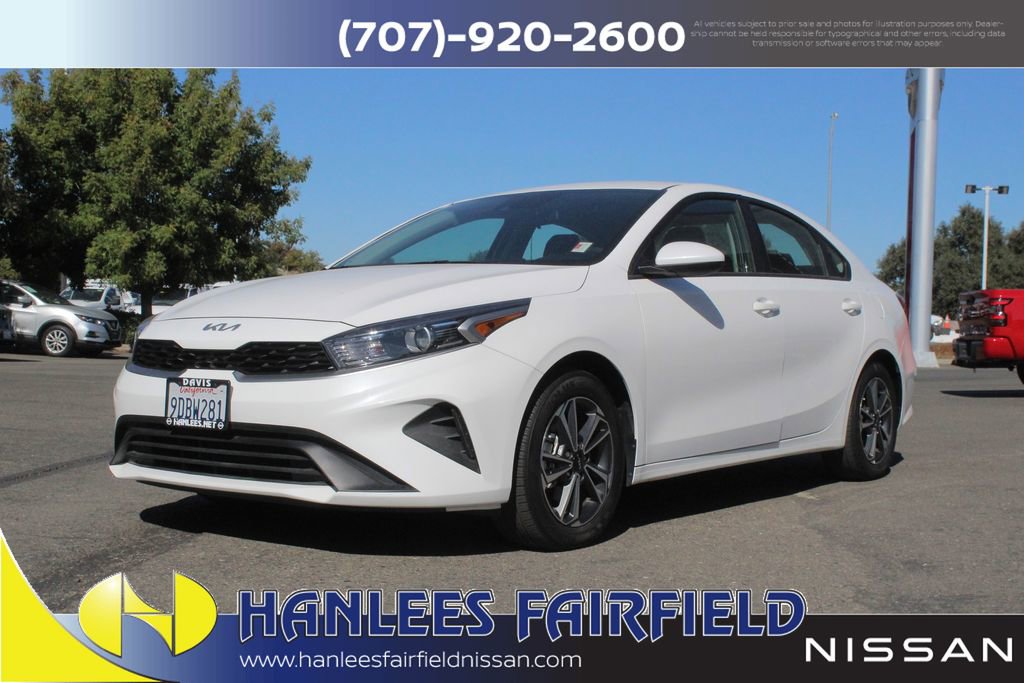 Used 2023 Kia Forte LXS FWD image 3