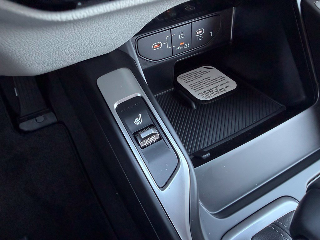 New 2026 Kia Sorento EX FWD image 24