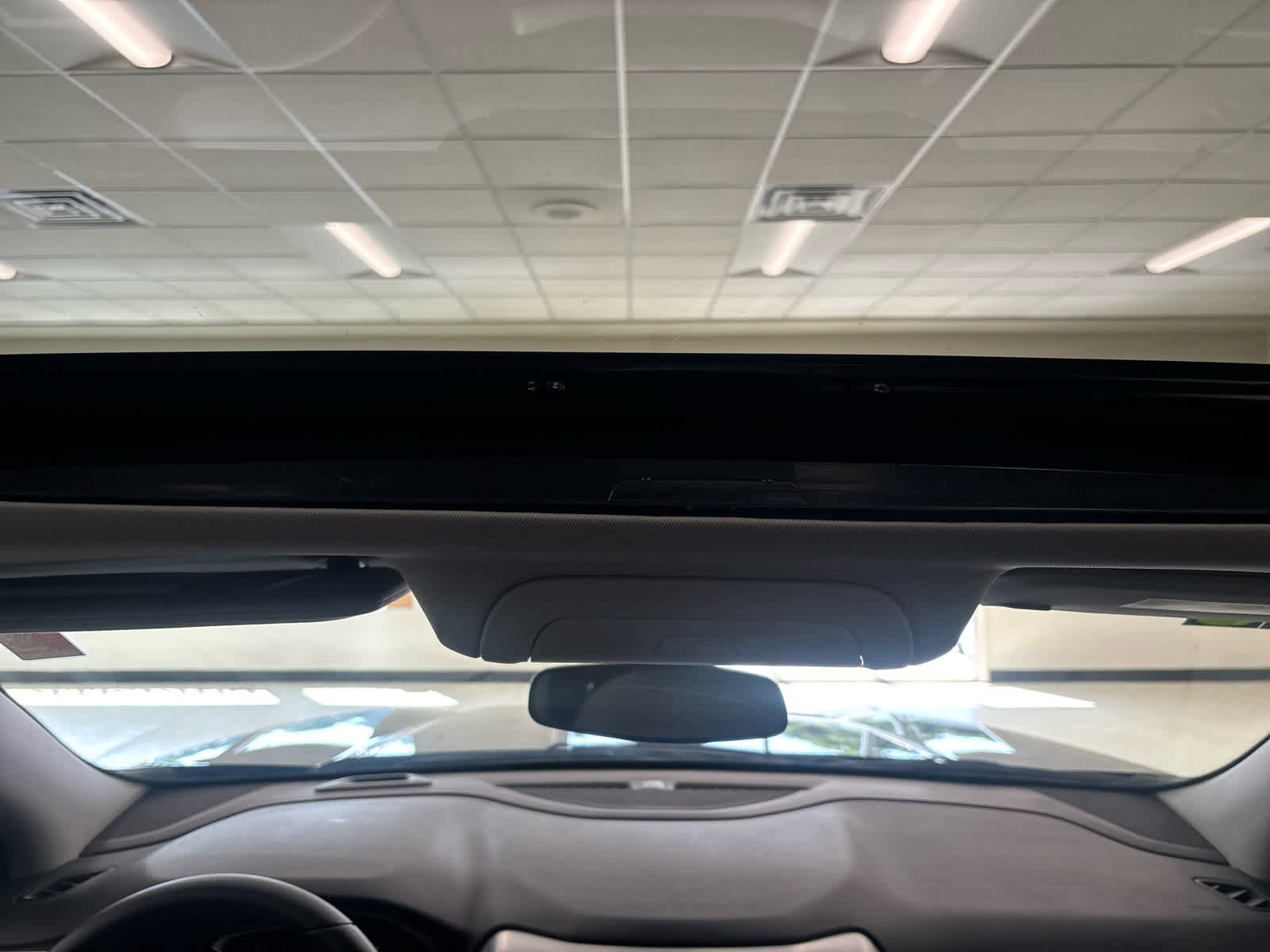 Used 2023 GMC Acadia SLE w/ Driver Convenience Package image 24