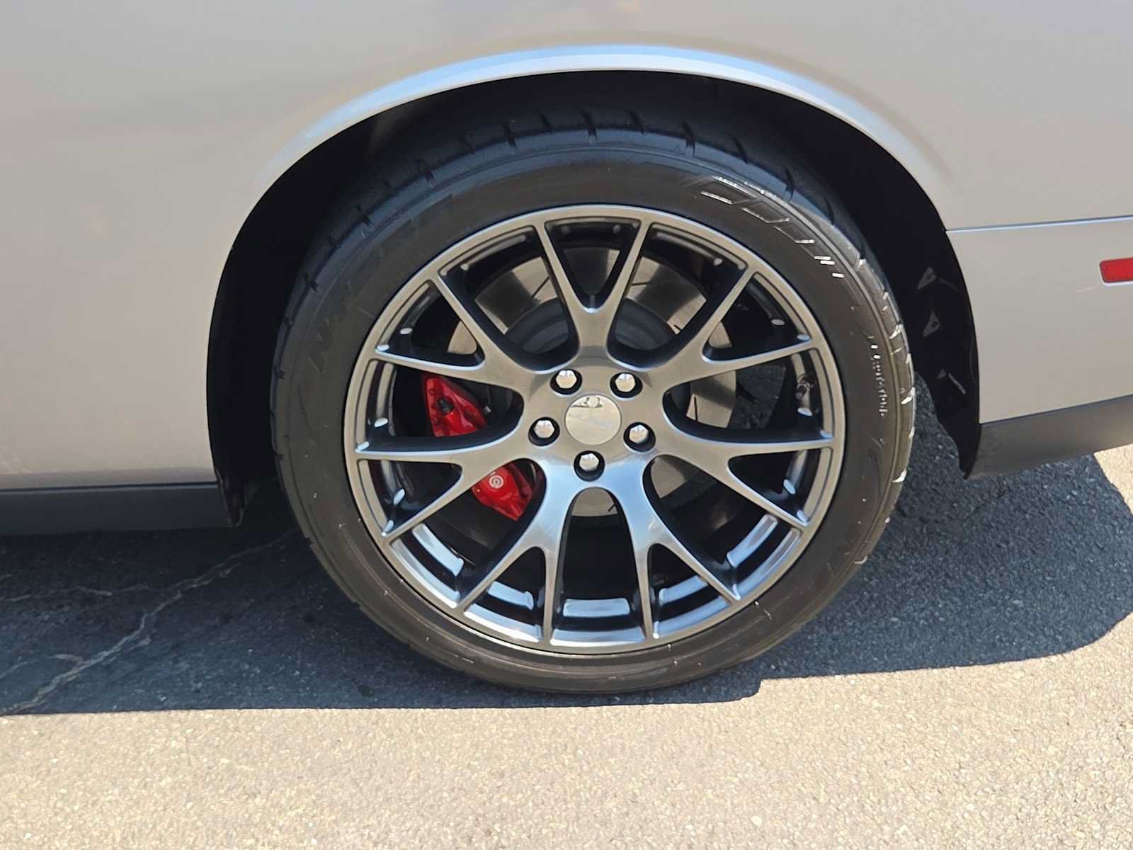 Used 2016 Dodge Challenger SRT w/ Technology Group RWD image 16