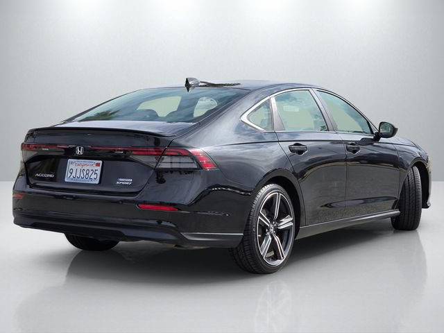 Used 2024 Honda Accord Sport image 4
