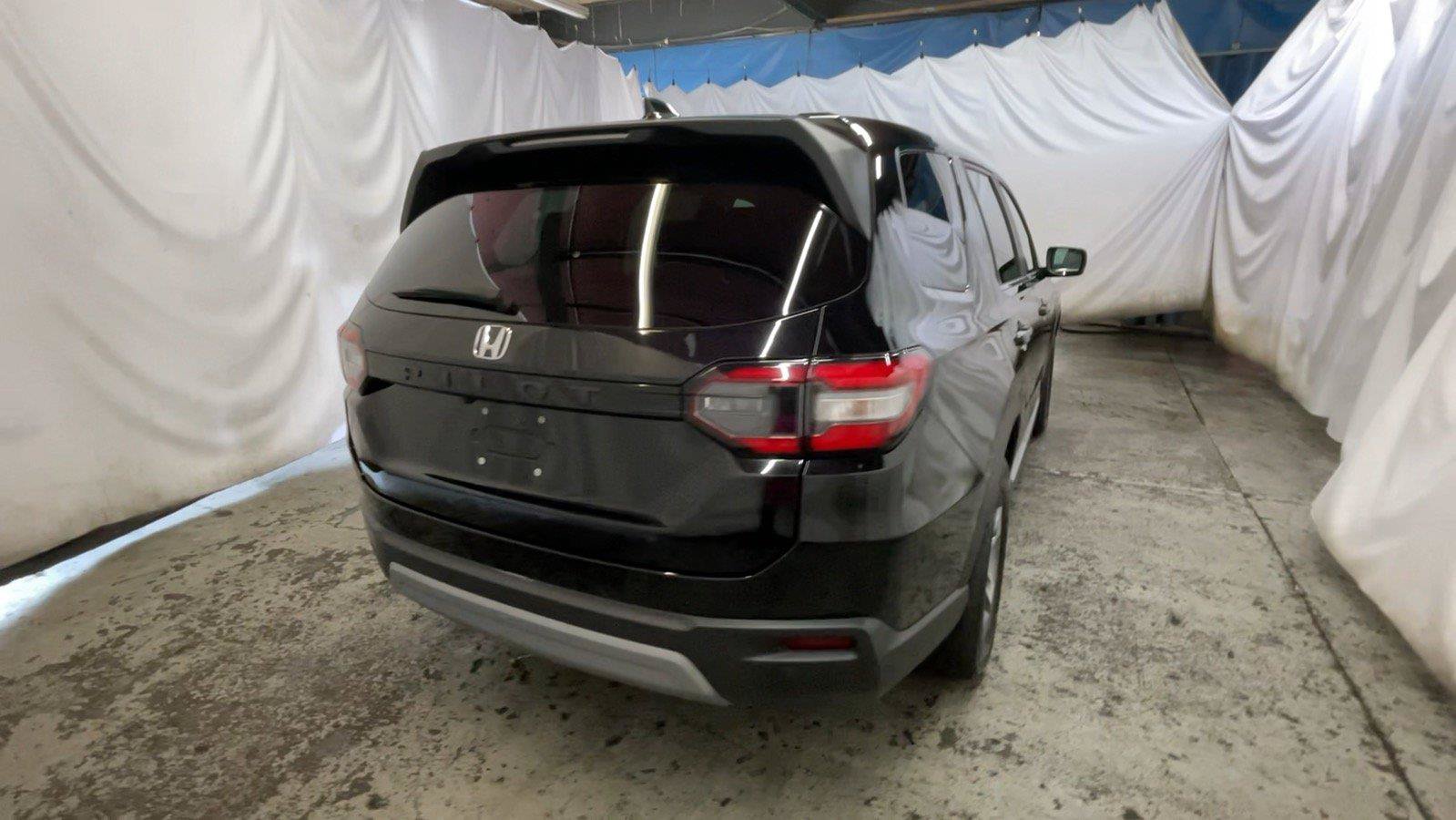 Certified 2025 Honda Pilot EX-L image 7