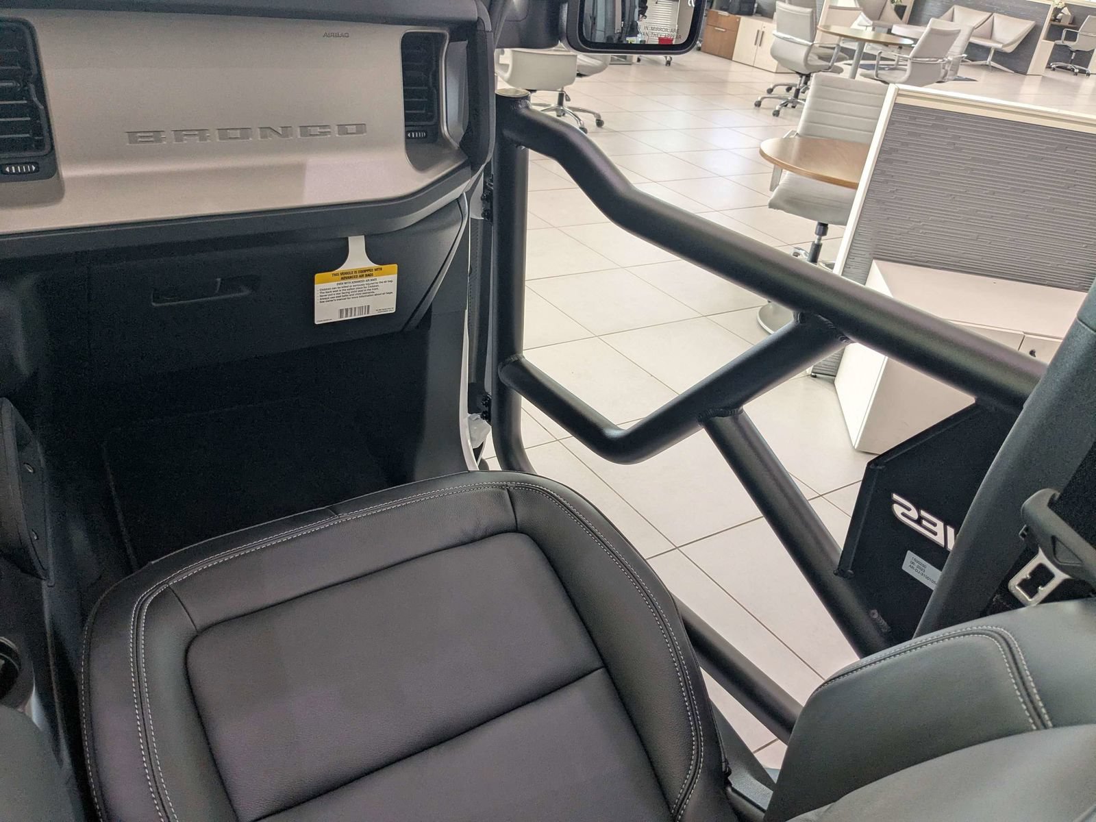 New 2025 Ford Bronco Outer Banks w/ Sasquatch Package AWD/4WD image 14