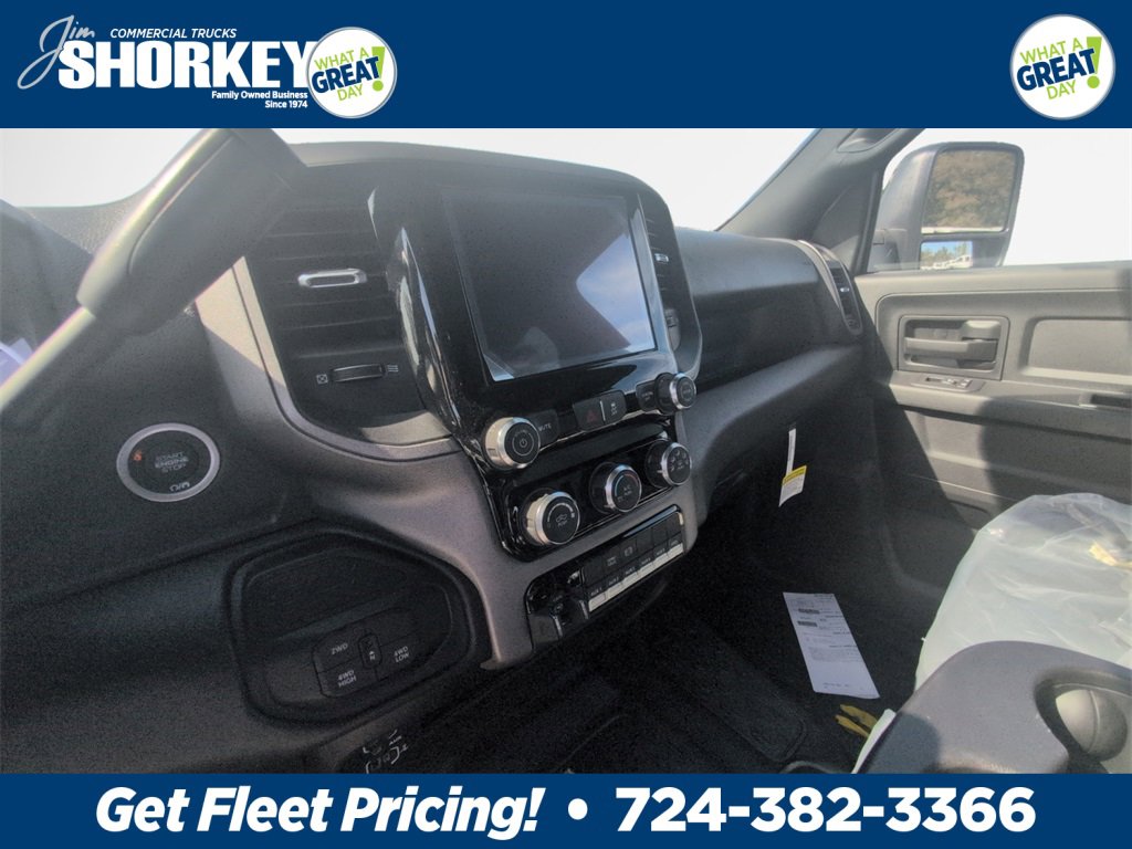 New 2026 RAM 5500 Tradesman w/ Chrome Appearance Group image 12