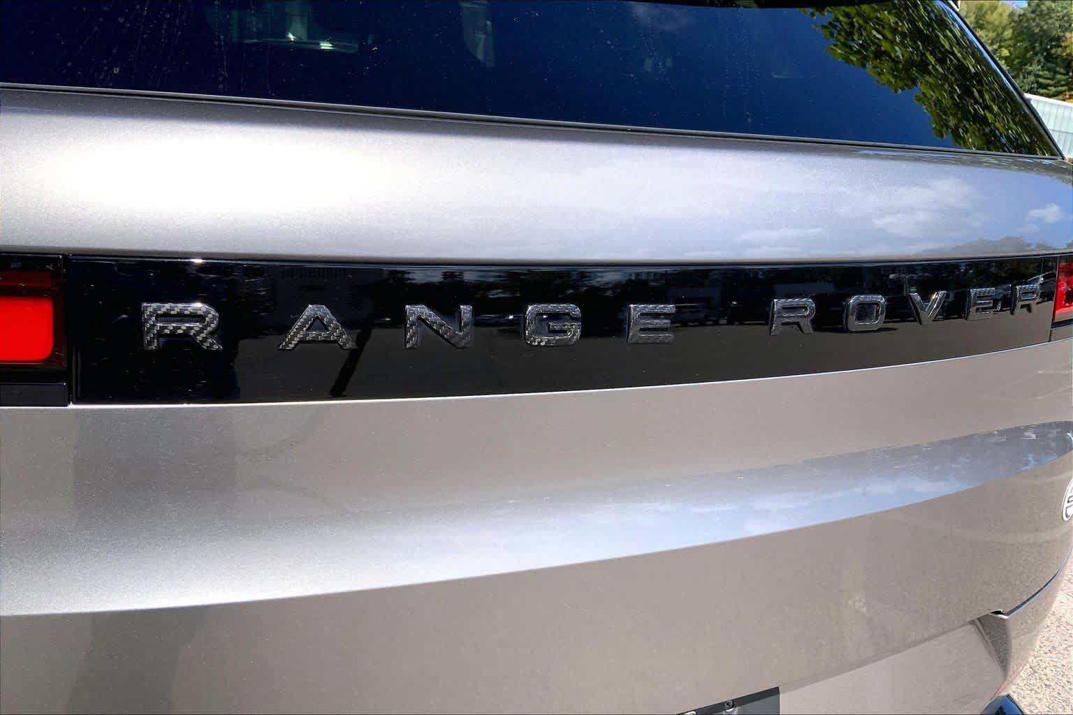 Certified 2024 Land Rover Range Rover Sport AWD/4WD image 29