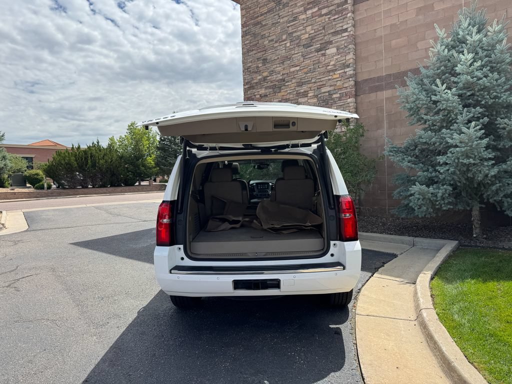 Used 2019 Chevrolet Tahoe Premier AWD/4WD image 11