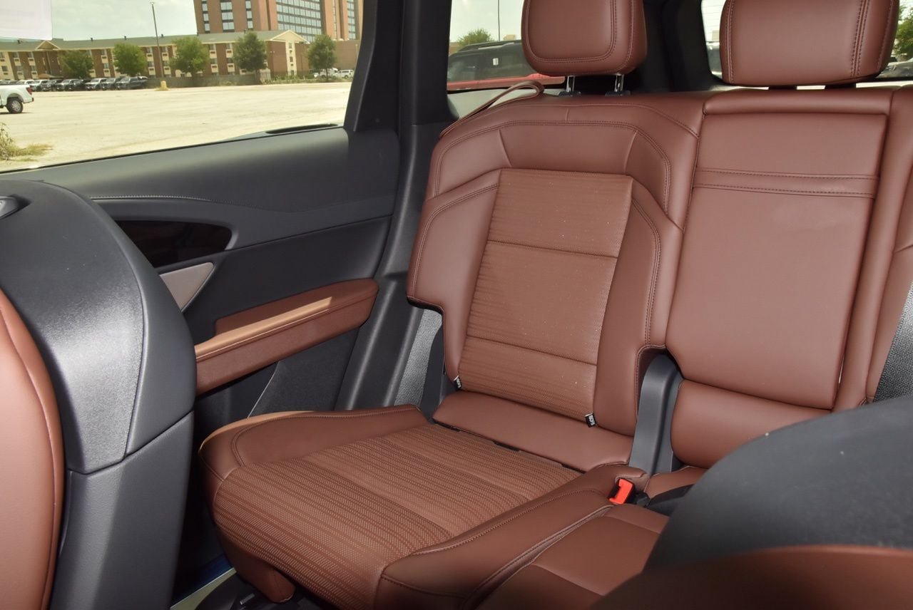New 2026 Lincoln Nautilus Reserve AWD/4WD image 19