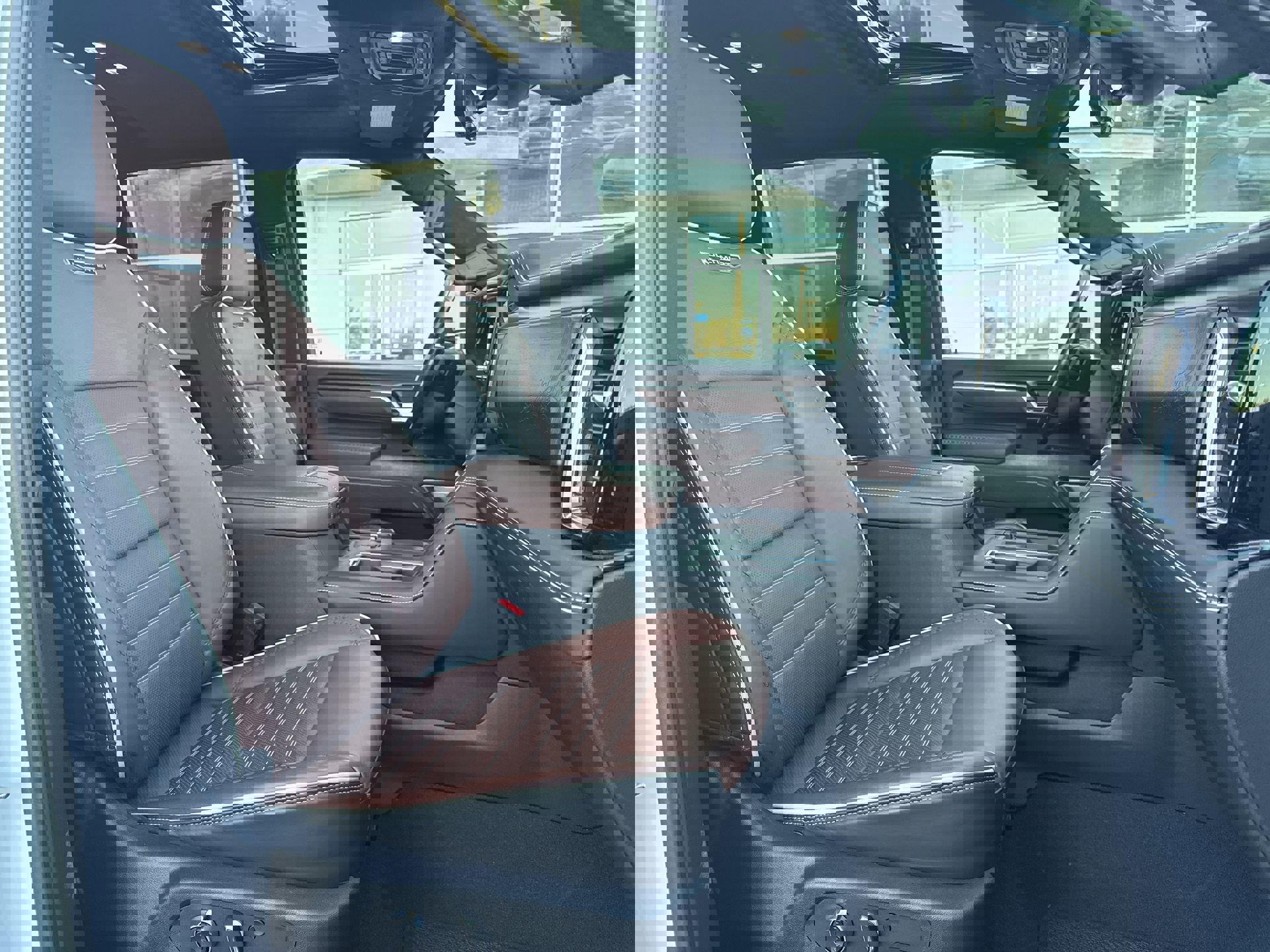 Certified 2024 GMC Sierra 3500 Denali Ultimate image 29