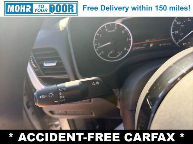 Used 2022 Nissan Rogue SV image 16