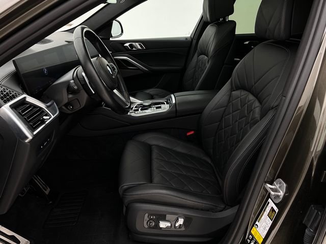Used 2024 BMW X6 xDrive40i w/ Premium Package image 11