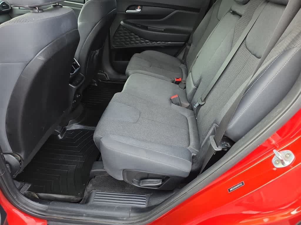 Used 2019 Hyundai Santa Fe SEL AWD/4WD image 16