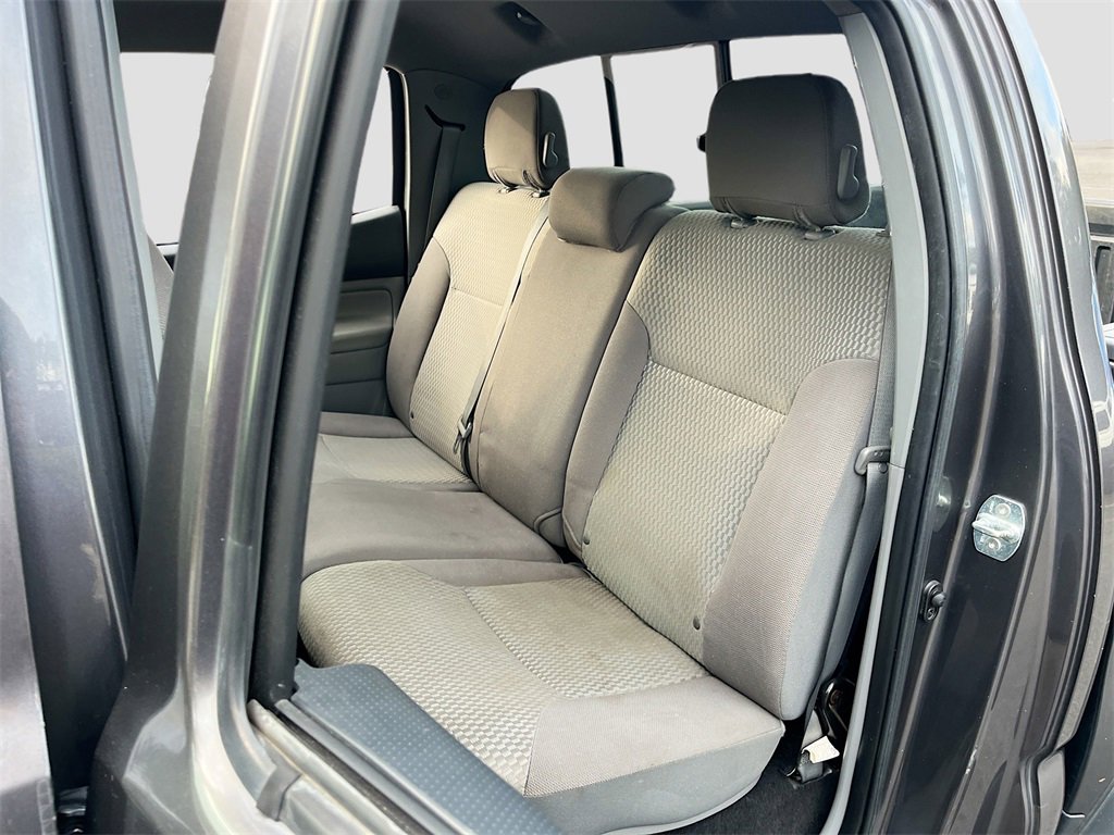 Used 2014 Toyota Tacoma 2WD Double Cab image 21