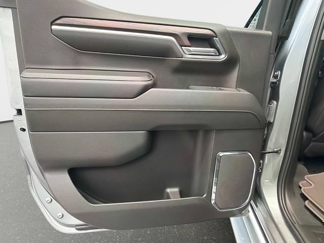 Used 2024 GMC Sierra 1500 SLT w/ SLT Premium Plus Package AWD/4WD image 11