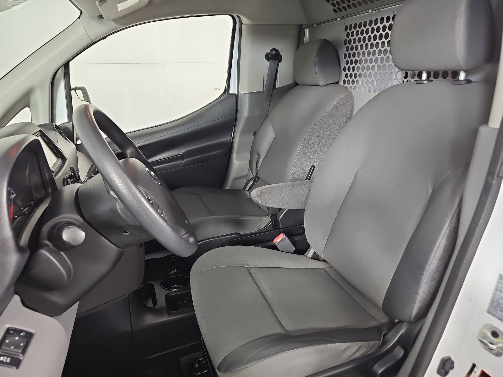 Used 2020 Nissan NV200 SV FWD image 12