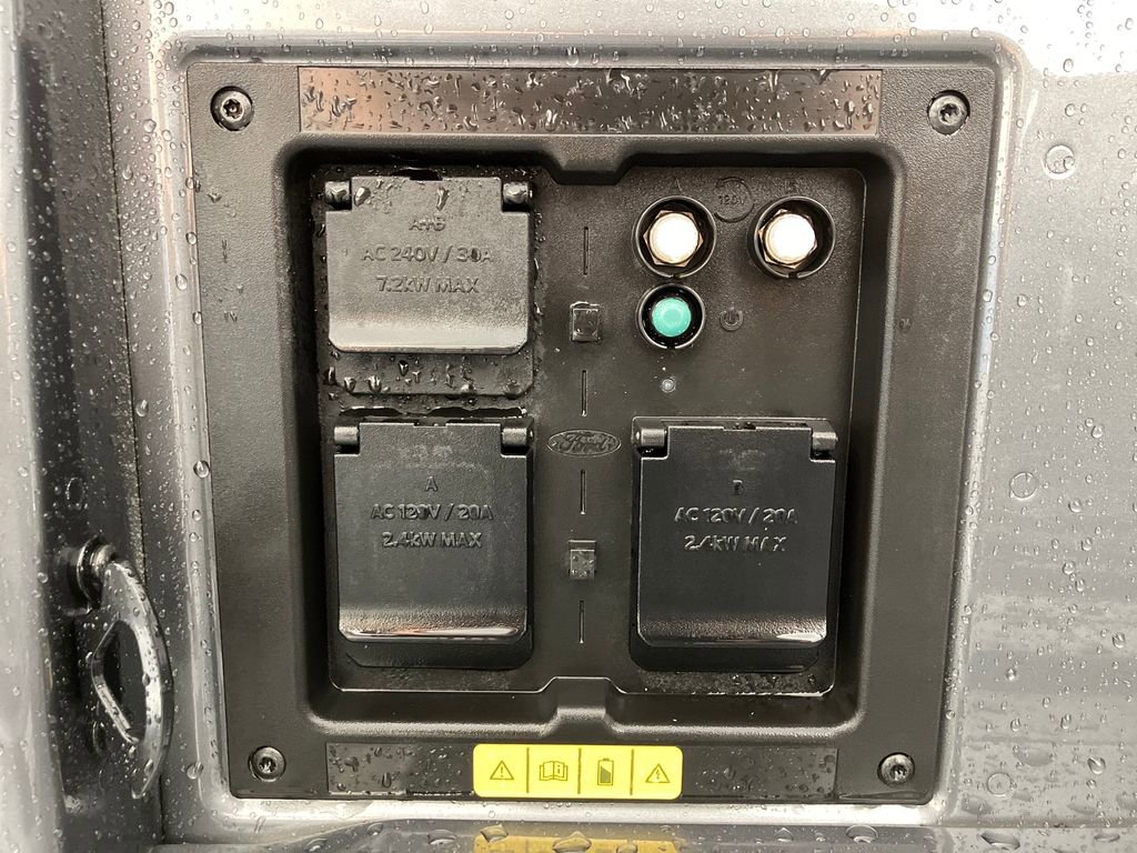 New 2025 Ford F150 Lightning Flash image 29