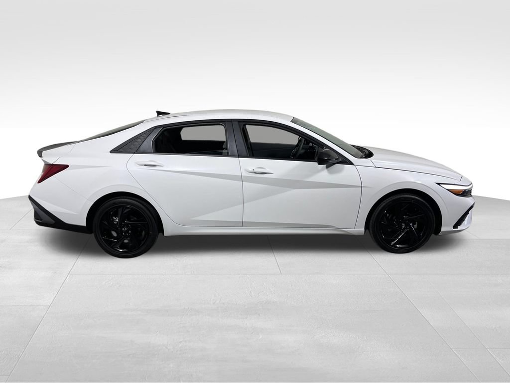 New 2026 Hyundai Elantra SEL FWD image 6