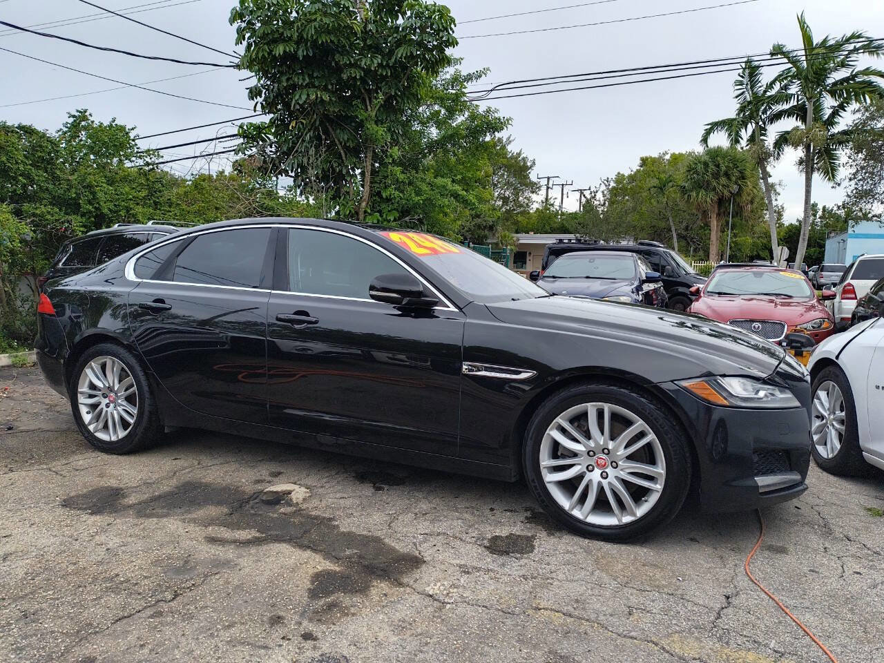 Used 2016 Jaguar XF Prestige AWD/4WD image 13