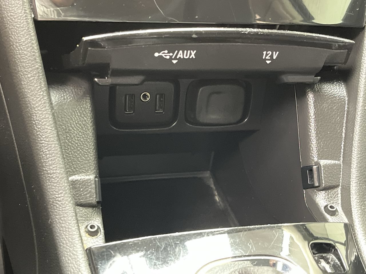 Used 2020 Buick Encore Sport Touring w/ Safety Package AWD/4WD image 20