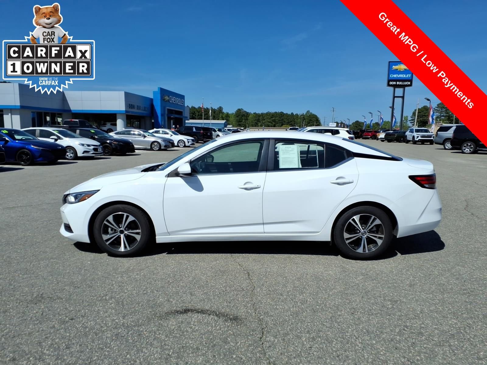Used 2023 Nissan Sentra SV image 2