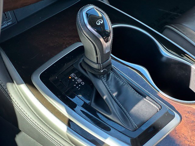 Used 2019 INFINITI QX60 Luxe w/ Sensory Package AWD/4WD image 12