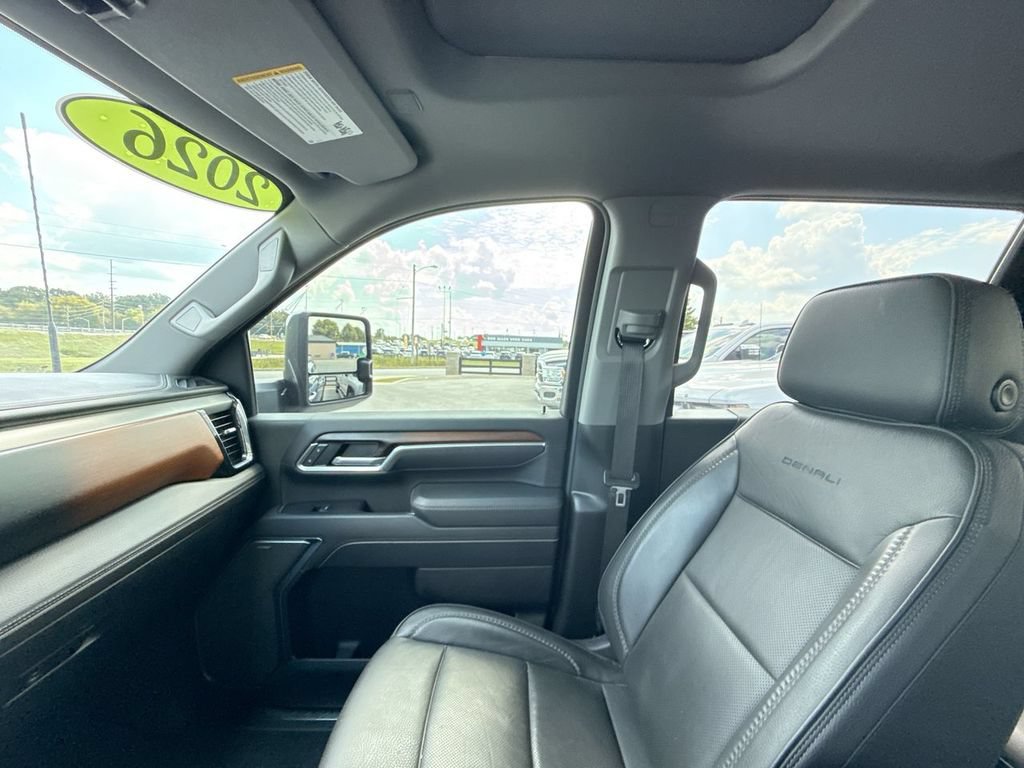 Used 2026 GMC Sierra 2500 Denali w/ Denali Reserve Package AWD/4WD image 31
