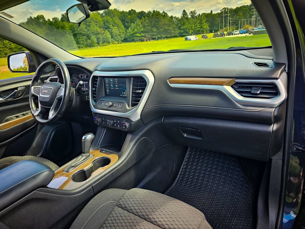 Used 2018 GMC Acadia SLE FWD image 40