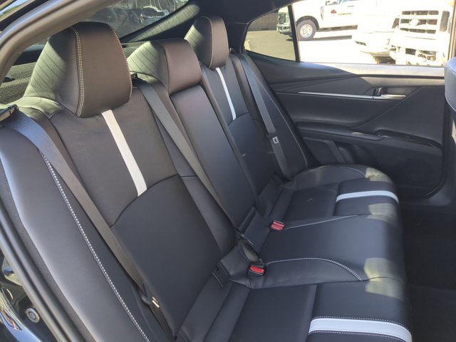 Used 2026 Toyota Camry Hybrid w/ Convenience Package FWD image 20