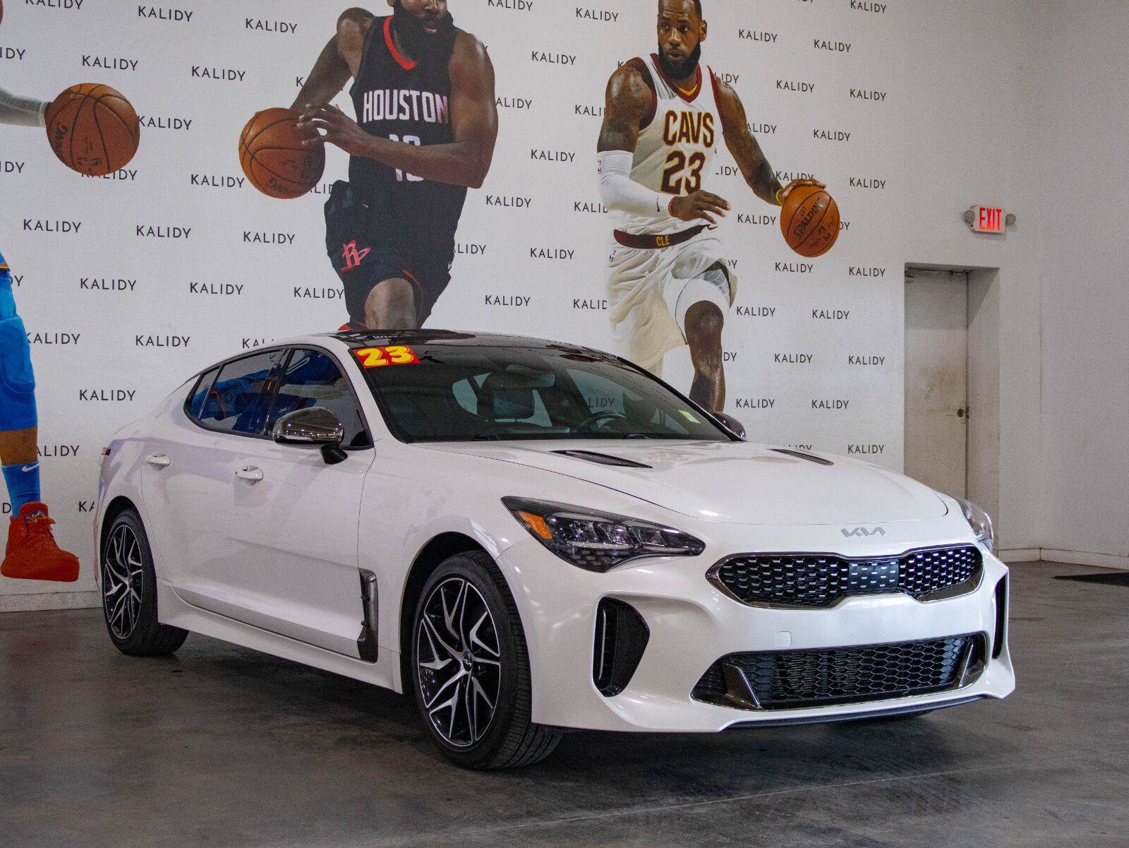 Used 2023 Kia Stinger GT-Line w/ Sun & Sound Package RWD image 20