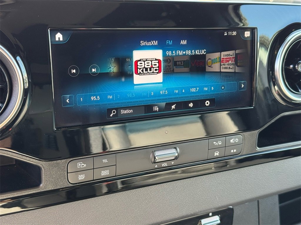 Used 2023 Mercedes-Benz Sprinter 2500 image 28