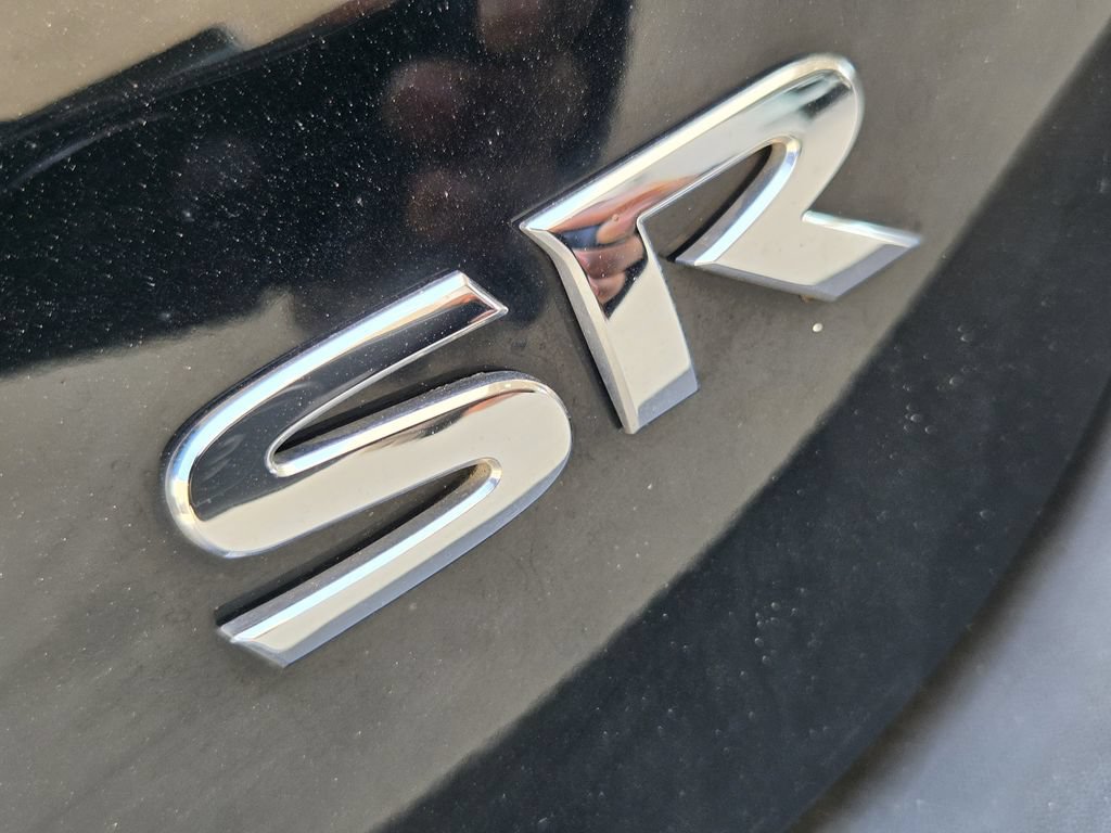 Used 2019 Nissan Kicks SR w/ Exterior Electronics Package FWD image 9